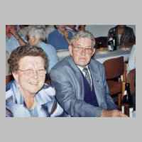 080-2289 15. Treffen vom 1.-3. September 2000 in Loehne. - Fritz Witt und die -mitgebrachte- Erika Spillner.JPG